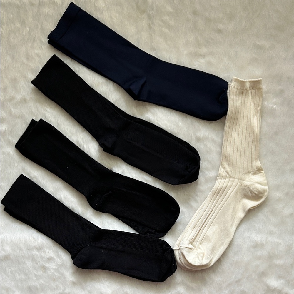 Lot of‎ 5 Women's Dress Socks Black Navy Cream